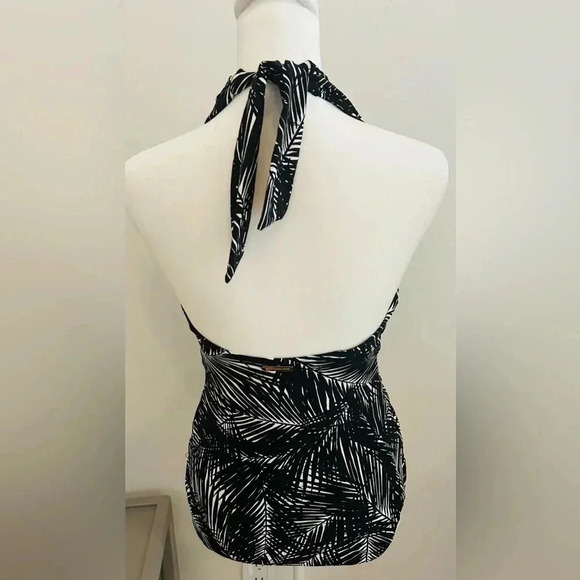 Michael Kors MICHAEL black & white haulter swimsuit ☀️ - Picture 4 of 12